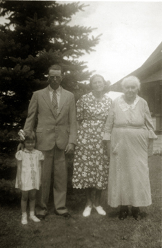 Alsaker Blegen.jpg - Left to Right: Joan Marion Blegen, Lloyd Ernest Blegen, Elisa Alsaker Blegen, Brite Sindre Alsaker Aug 7, 1938..